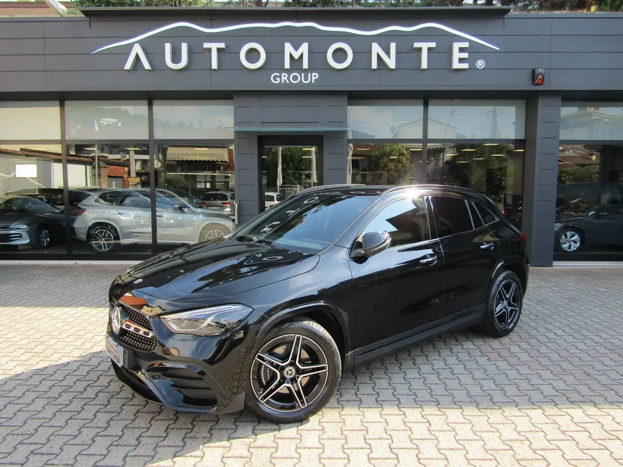 Mercedes-Benz GLA 200