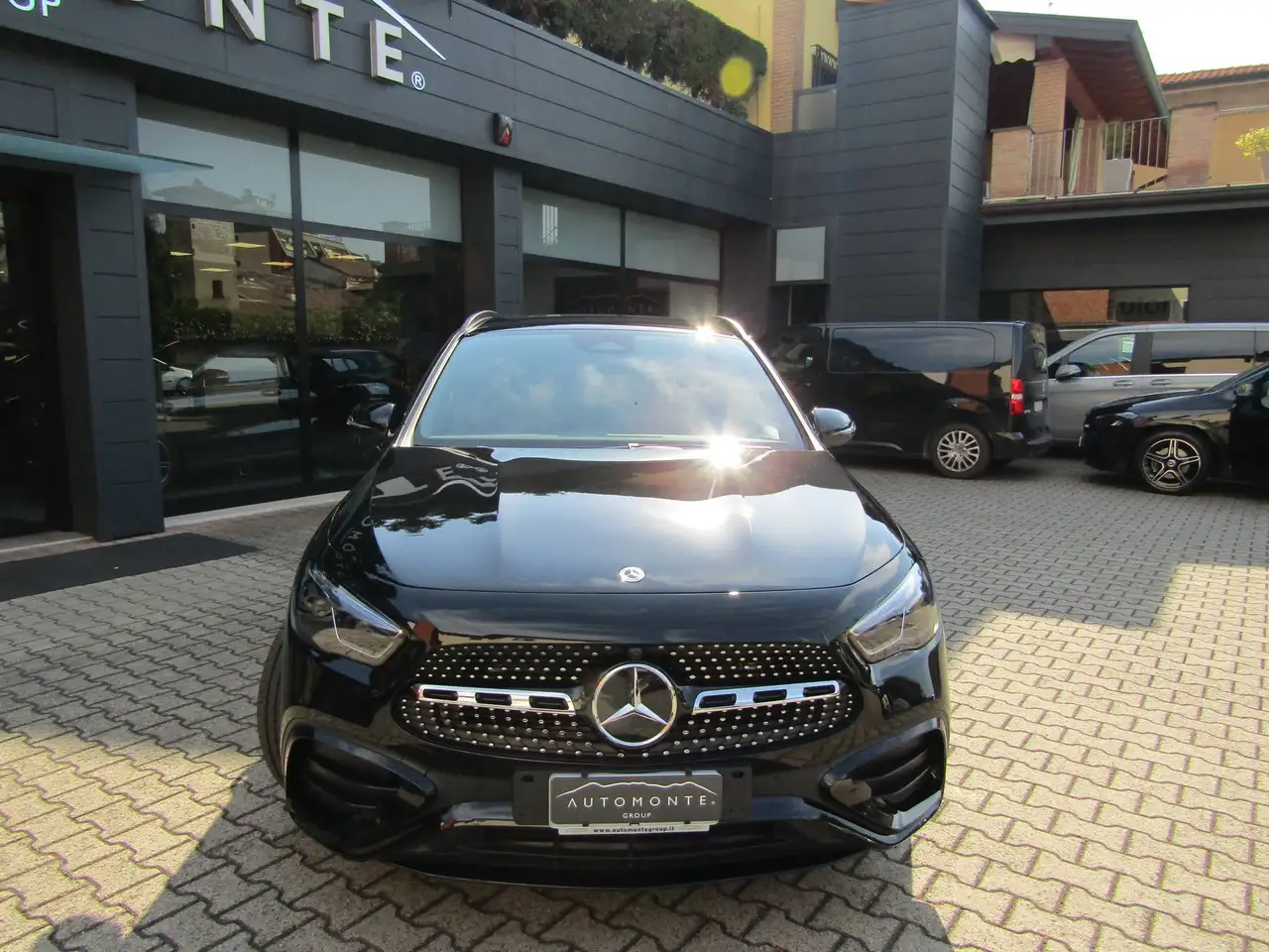 Mercedes-Benz GLA 200 2