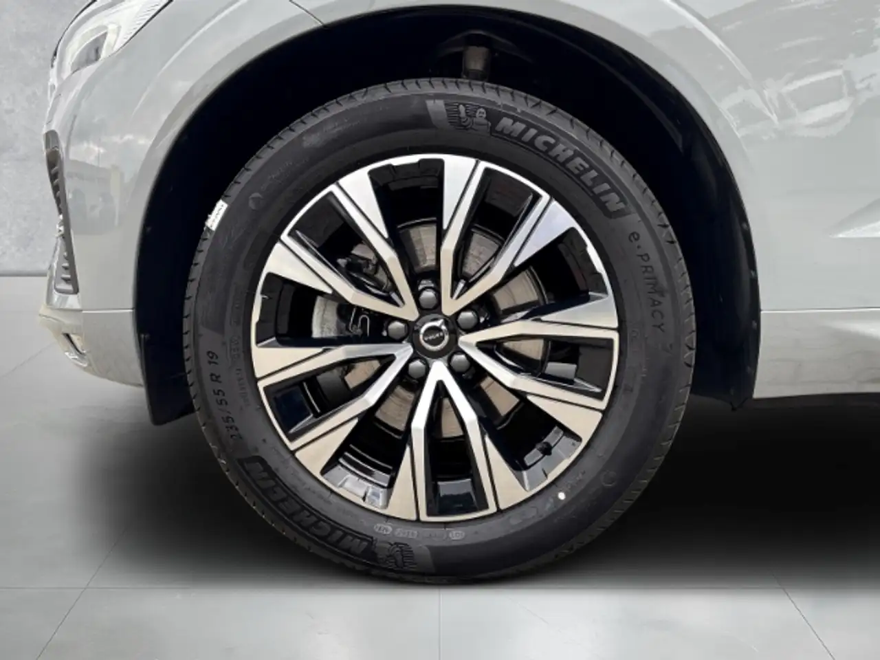 Volvo XC60 9