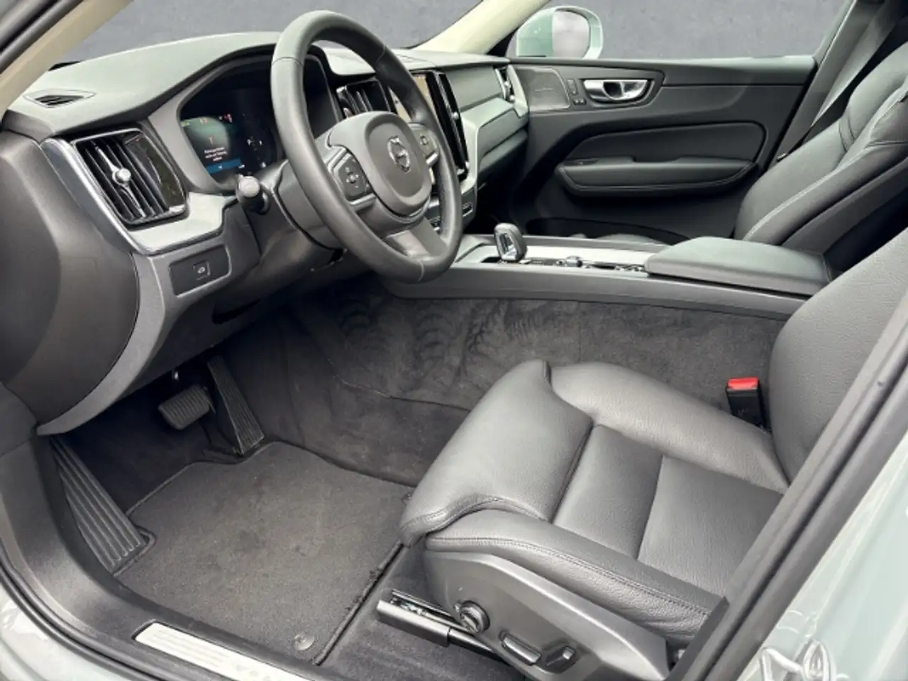 Volvo XC60 11