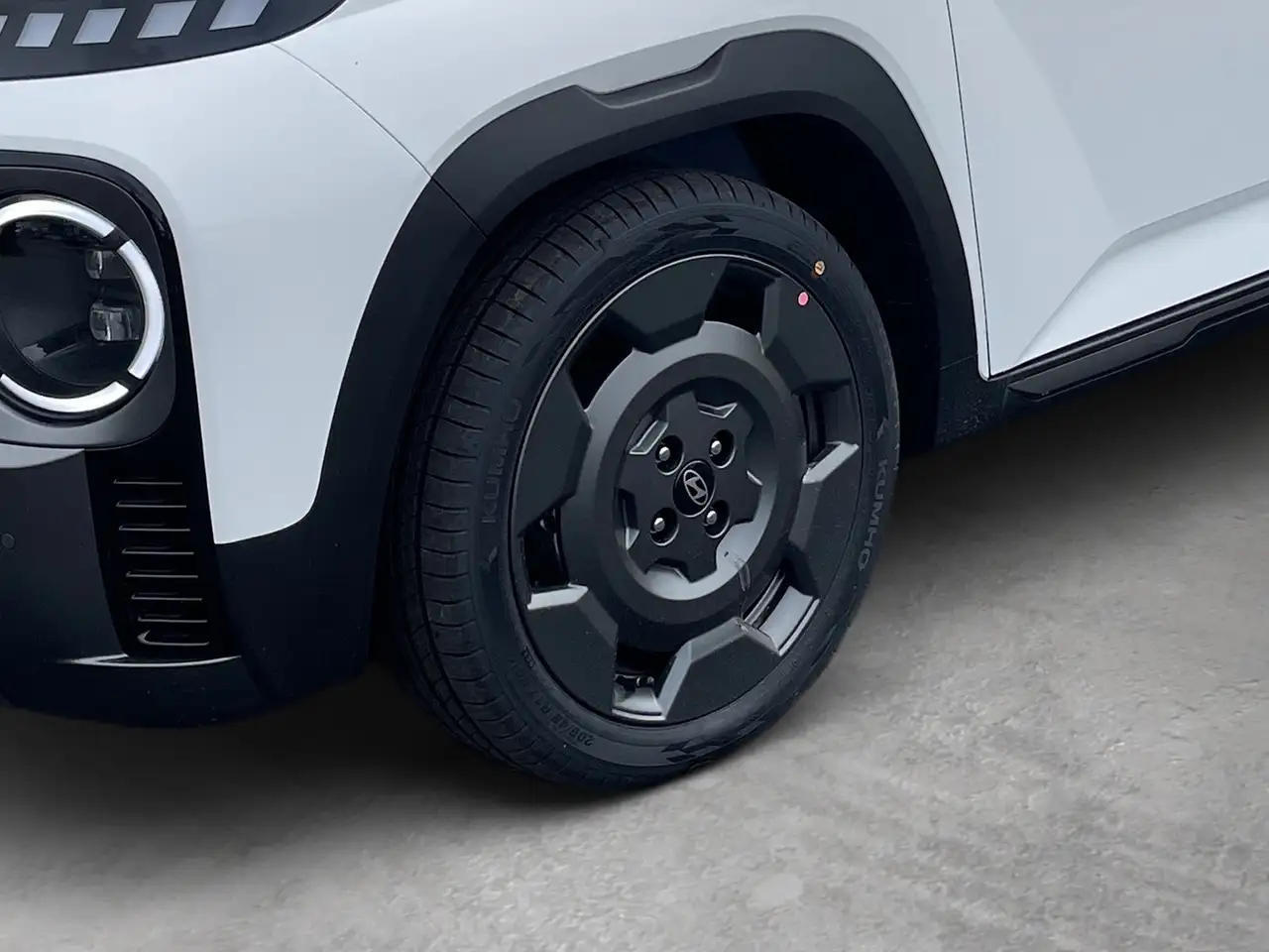 Hyundai Inster 7