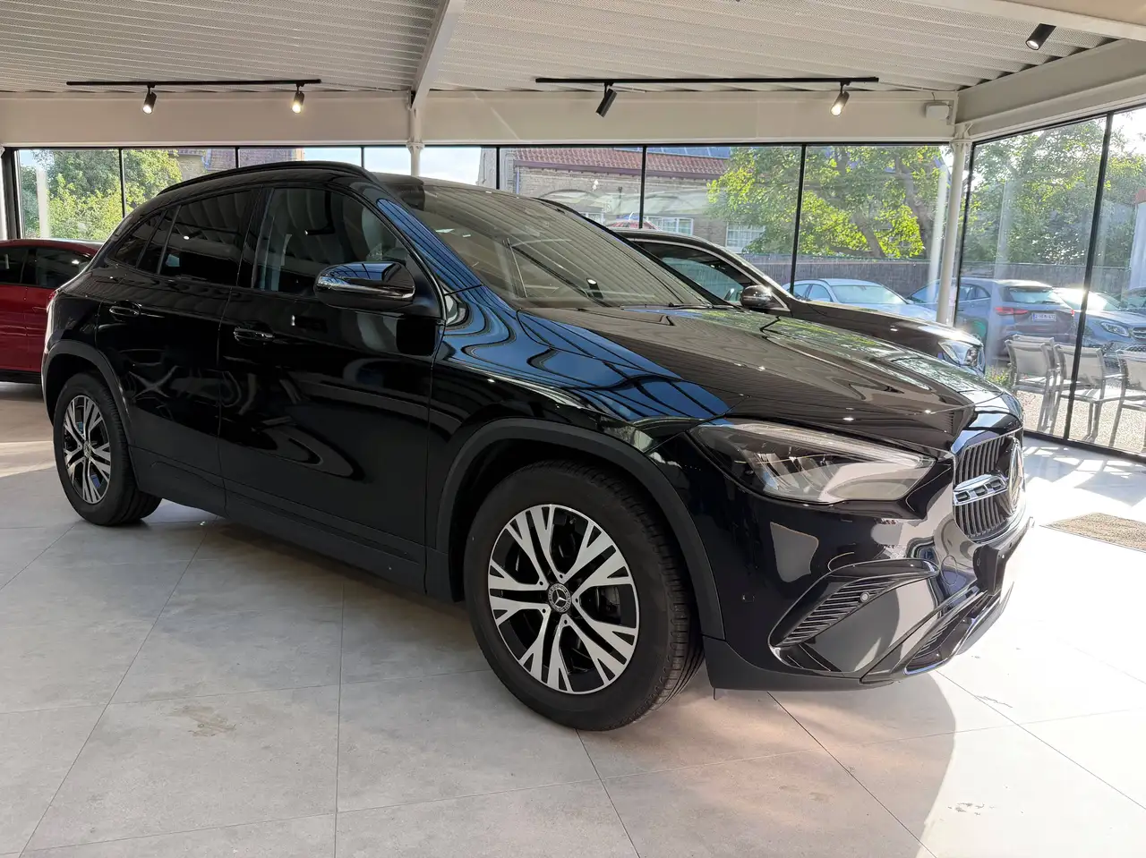 Mercedes-Benz GLA 180 4