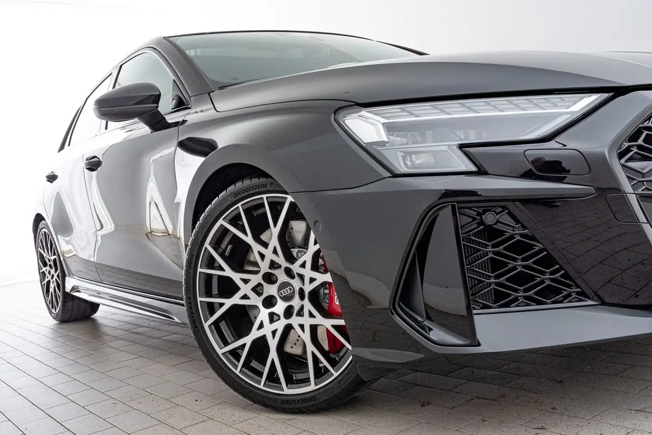 Audi RS3 8