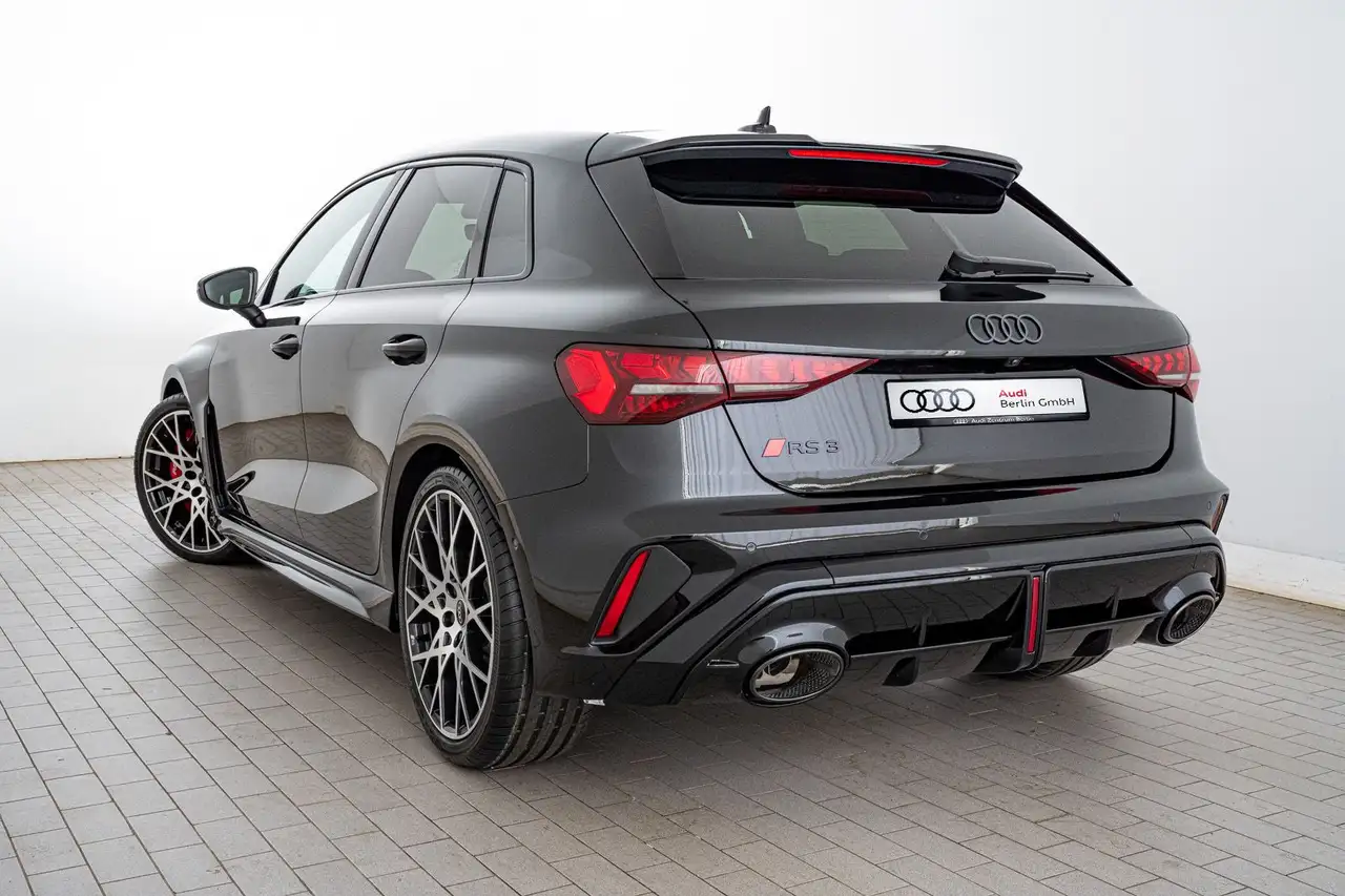Audi RS3 9