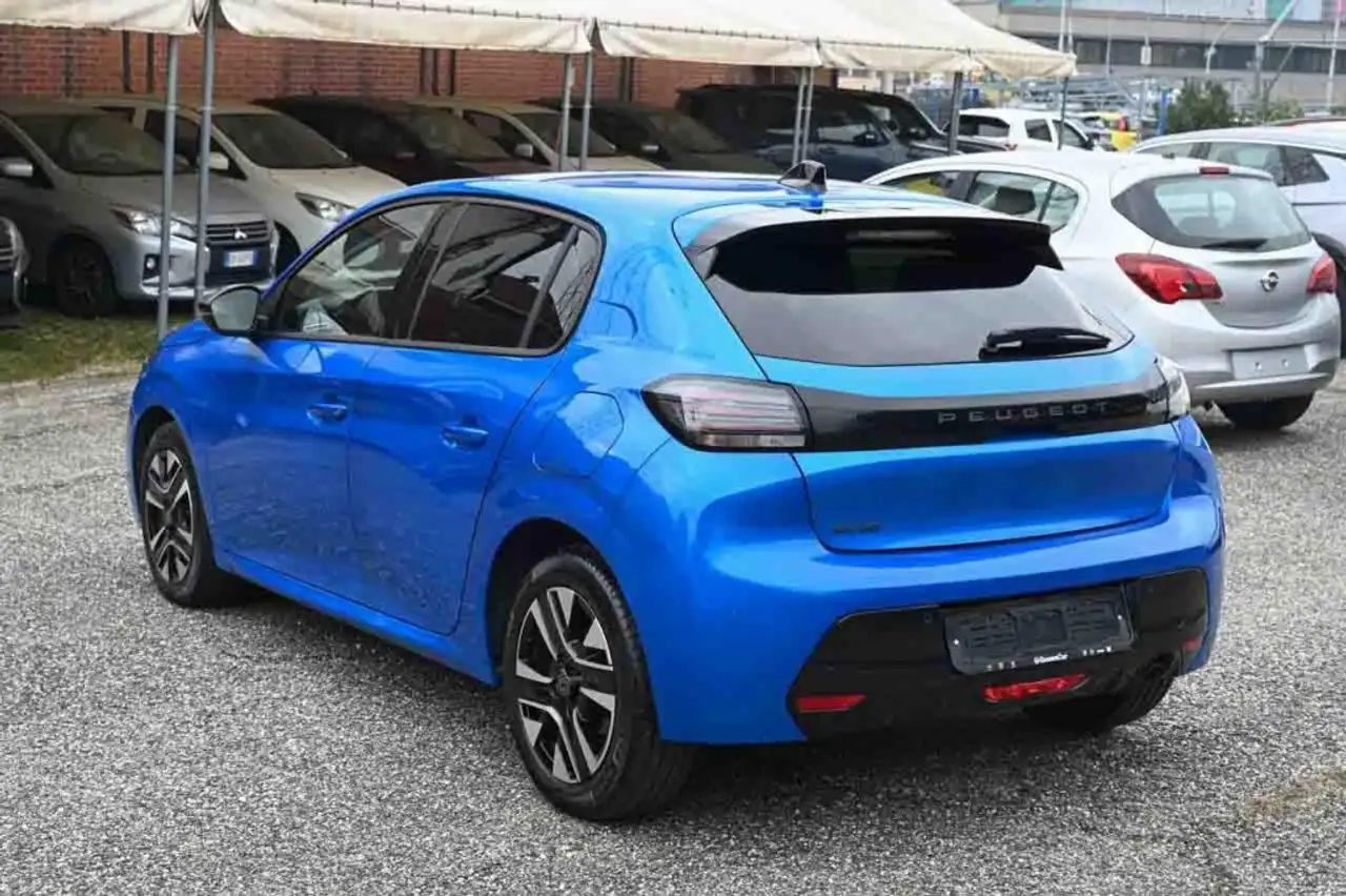 Peugeot 208 4