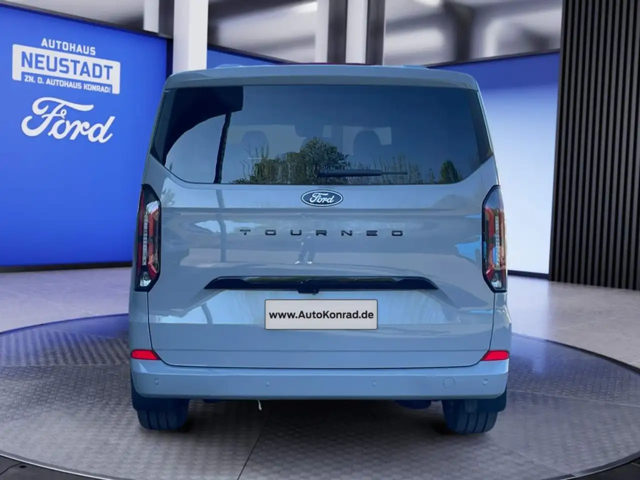 Ford Tourneo 6