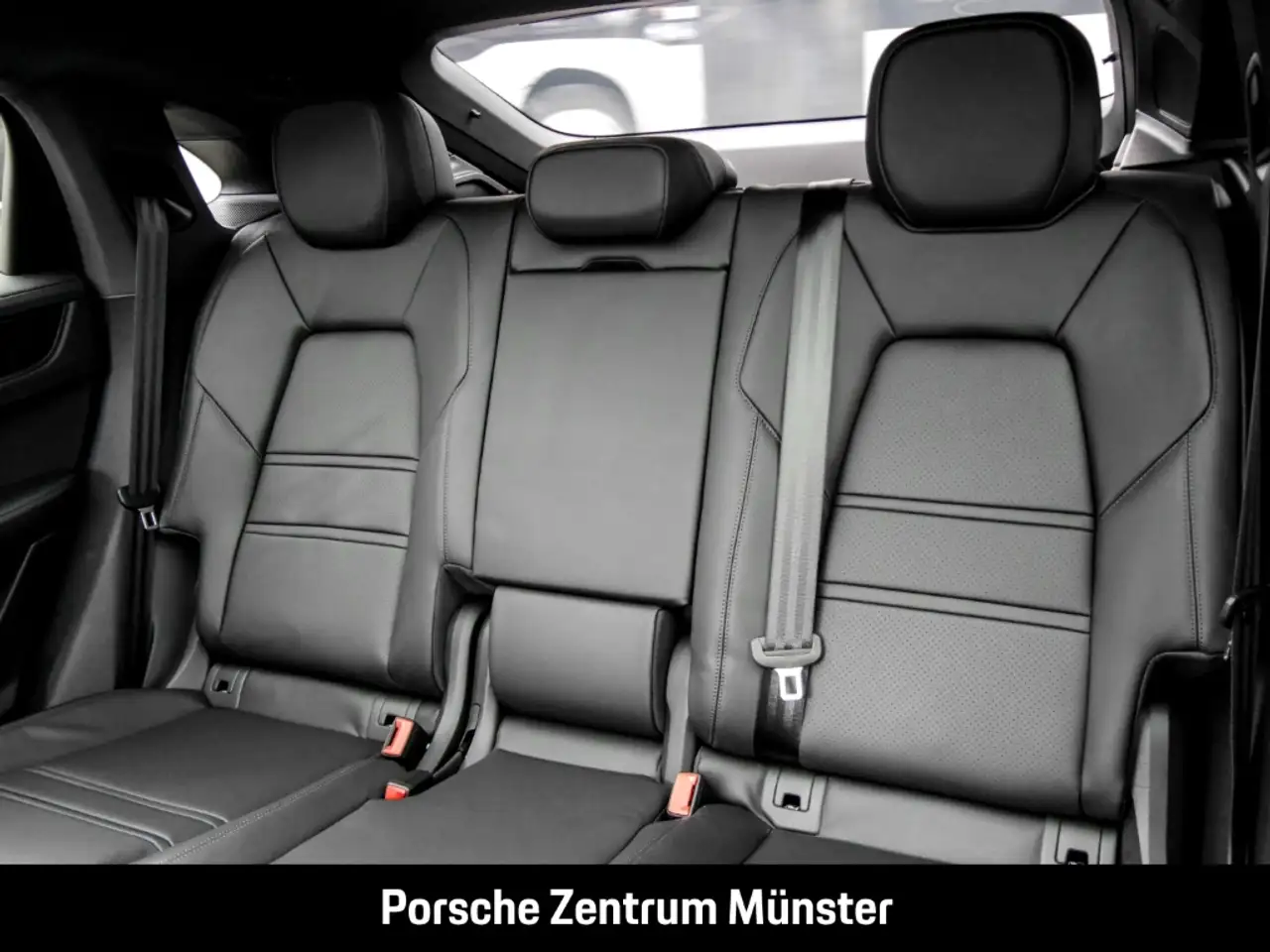 Porsche Cayenne 16