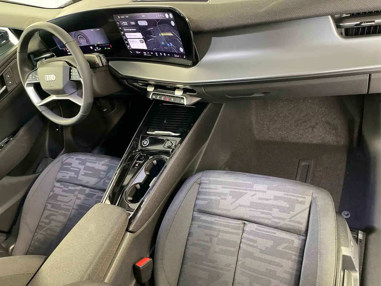 Audi Q3 12