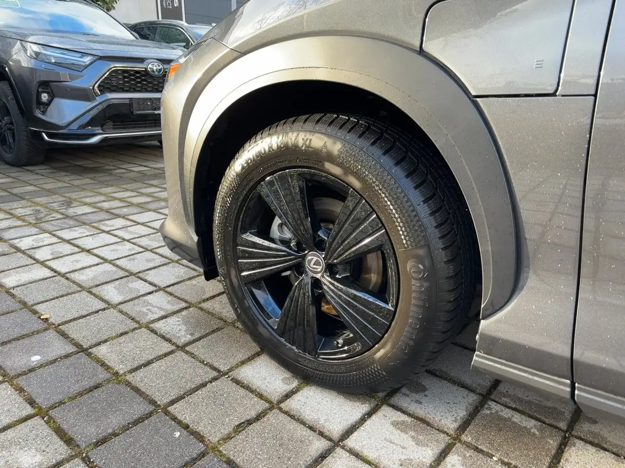 Lexus RZ 350 6