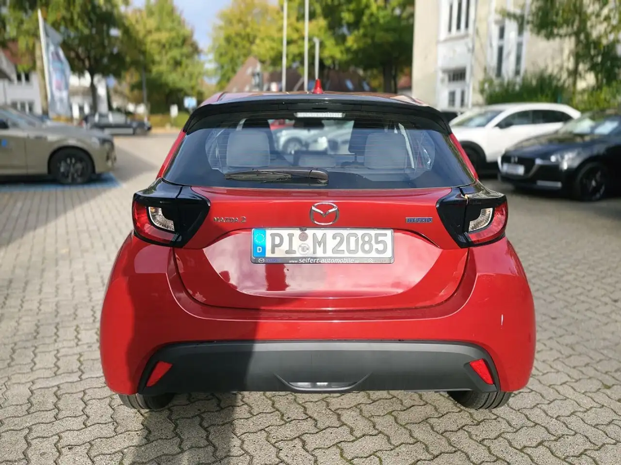 Mazda 2 3