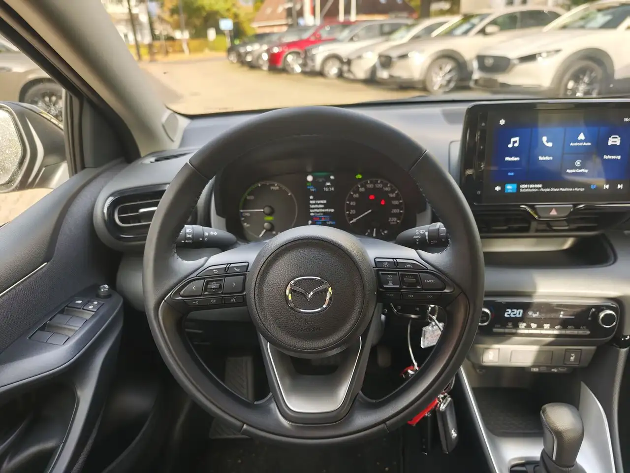 Mazda 2 5