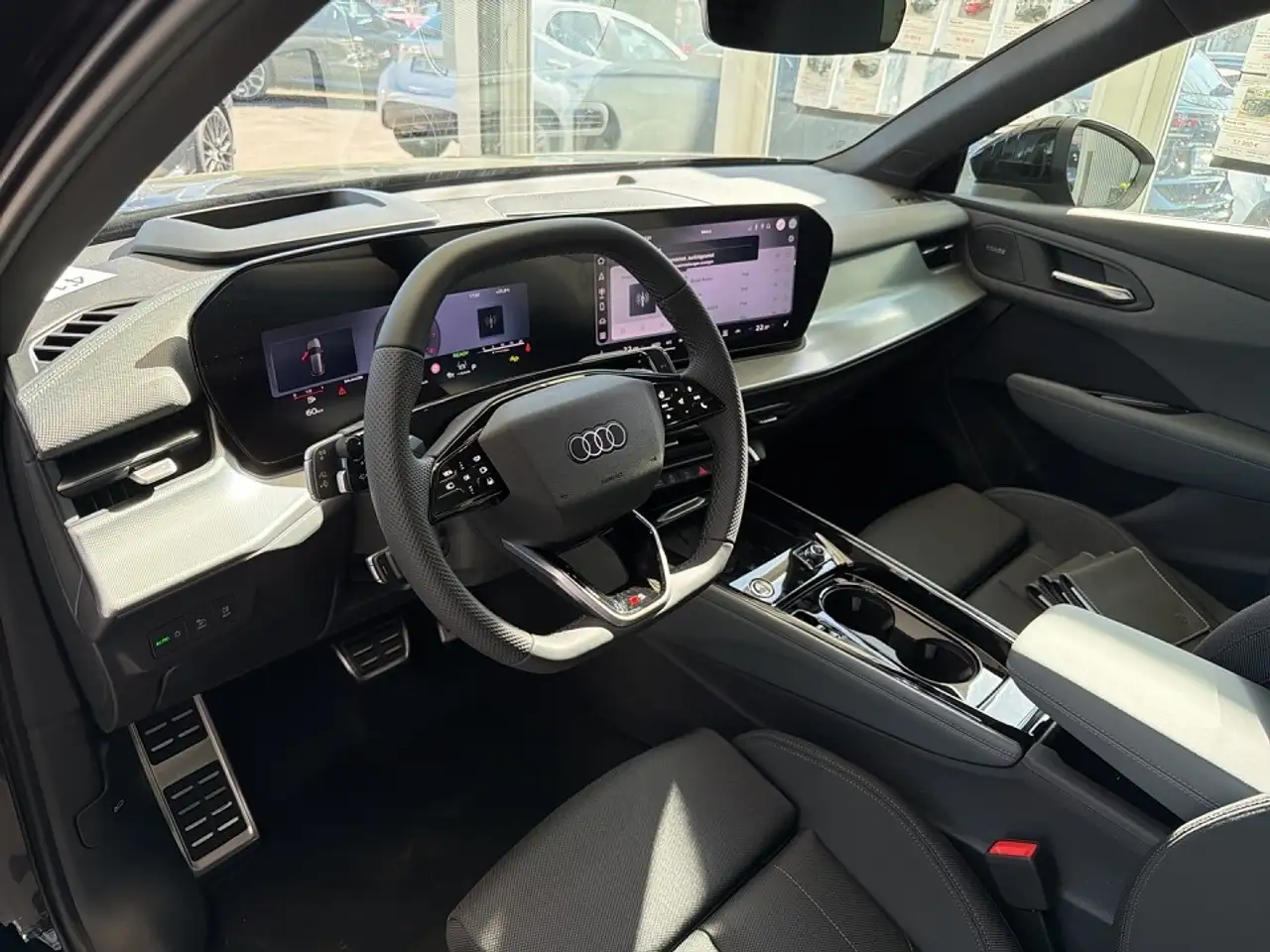 Audi Q3 8