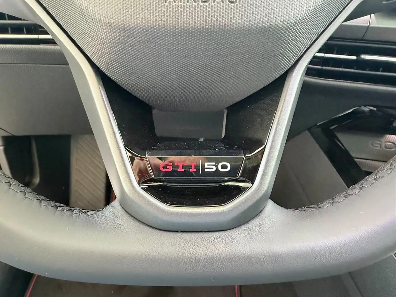 Volkswagen Golf 12