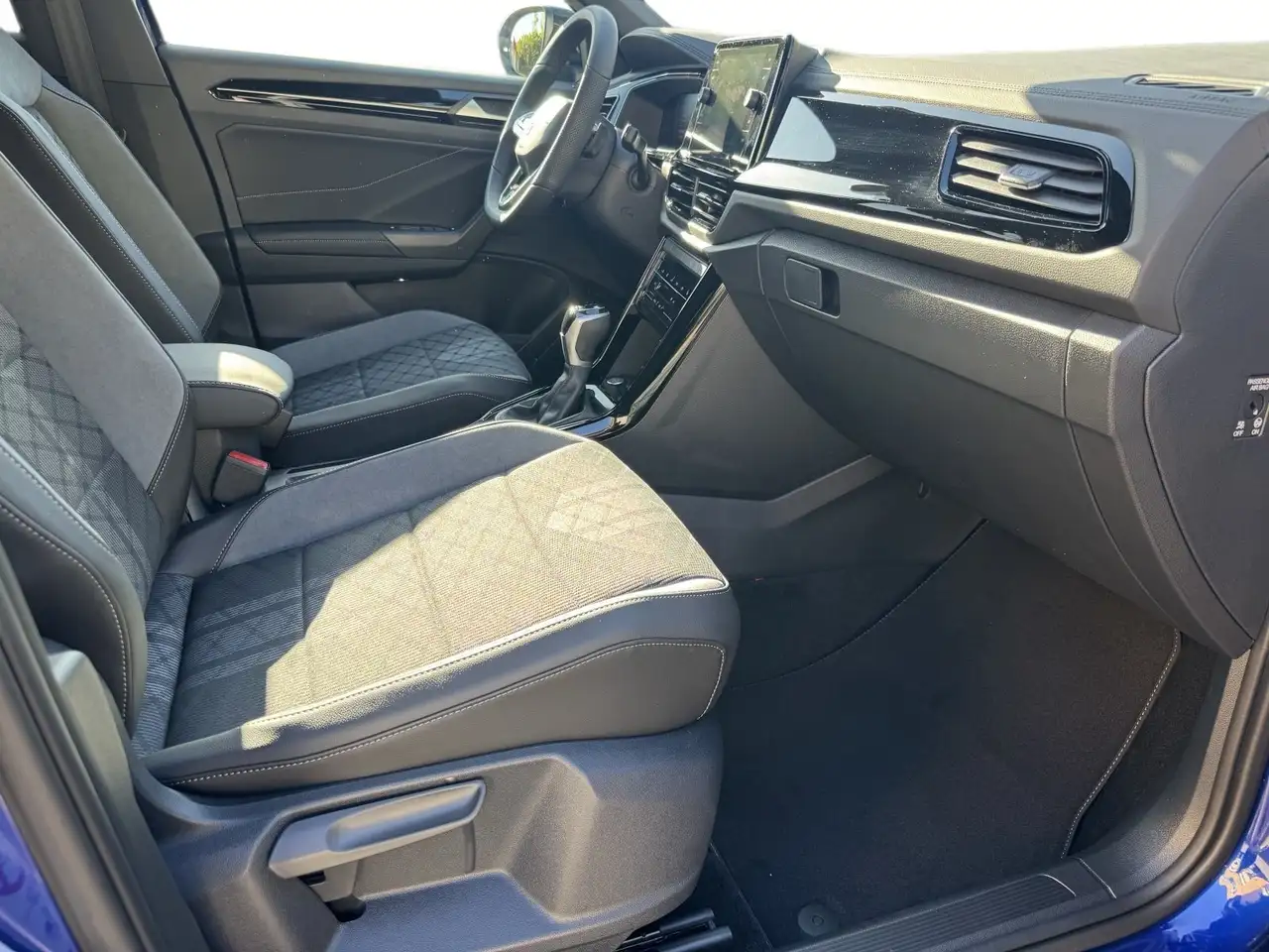 Volkswagen T-Roc 9