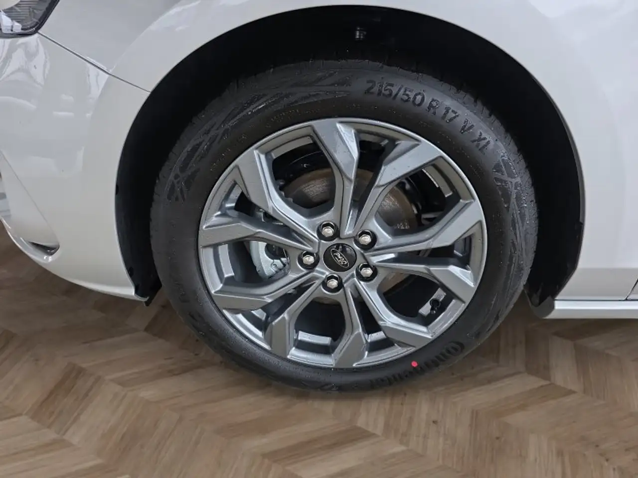 Ford Focus 16