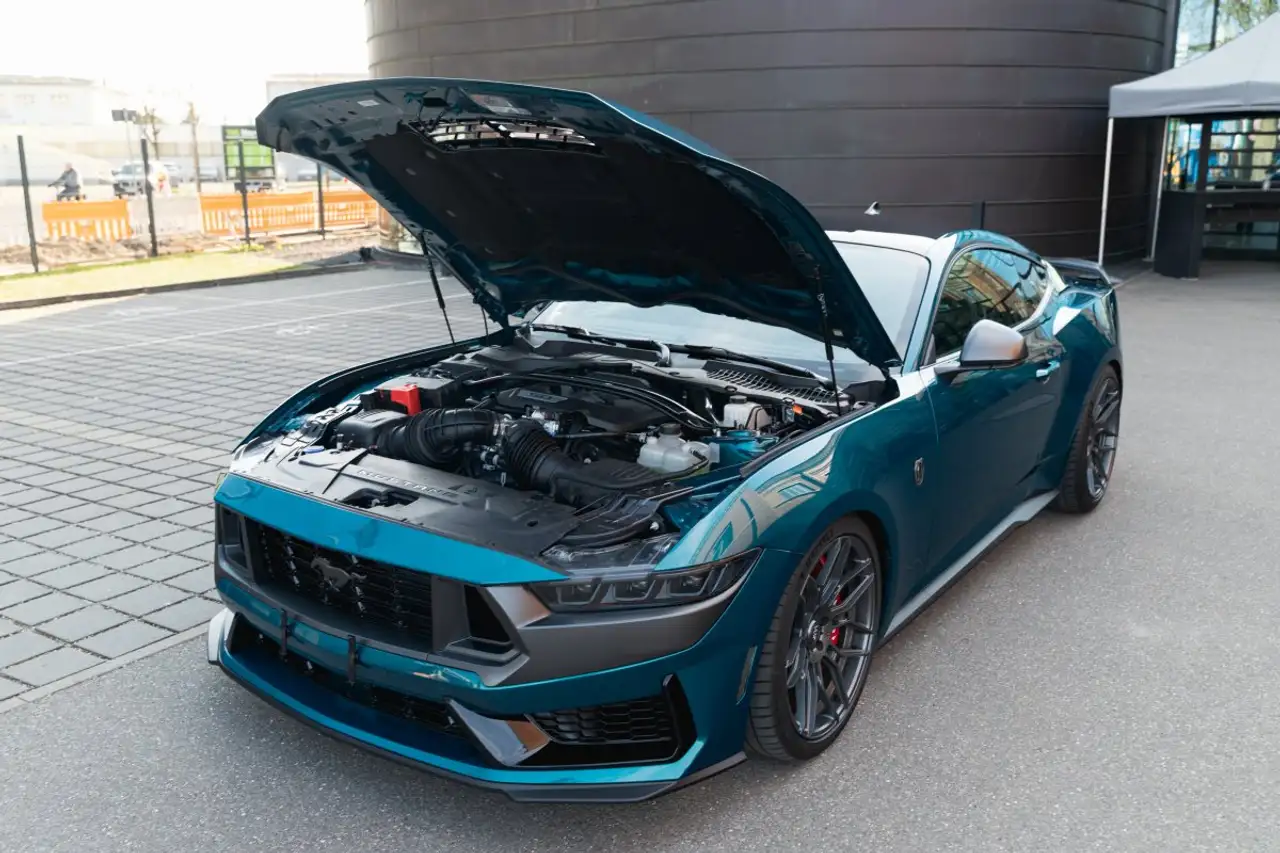 Ford Mustang 7