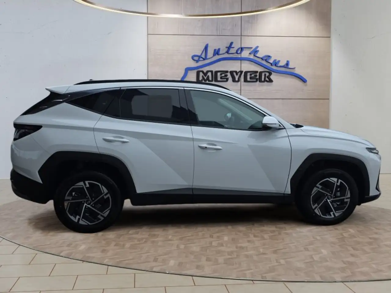 Hyundai TUCSON 6