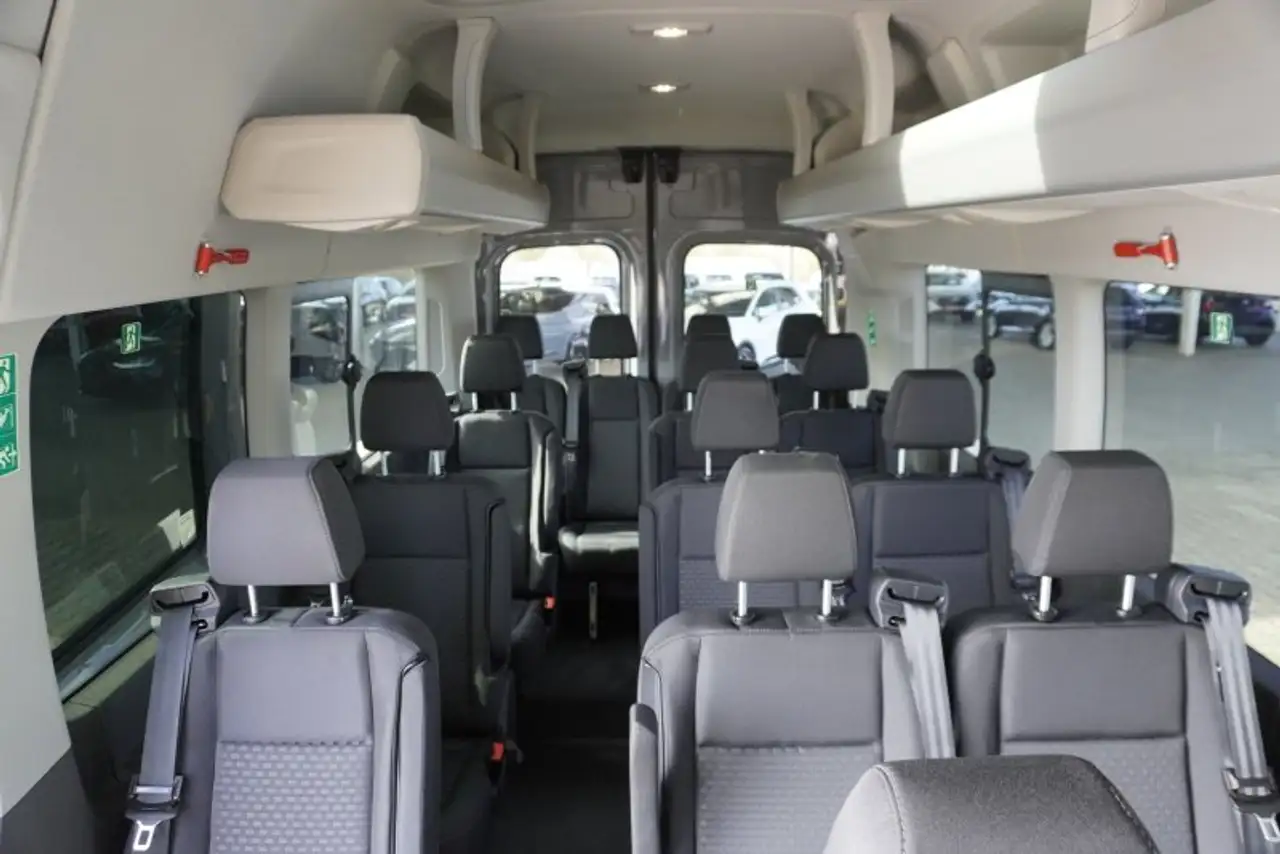 Ford Transit 14