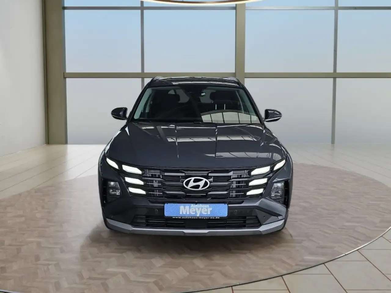 Hyundai TUCSON 8