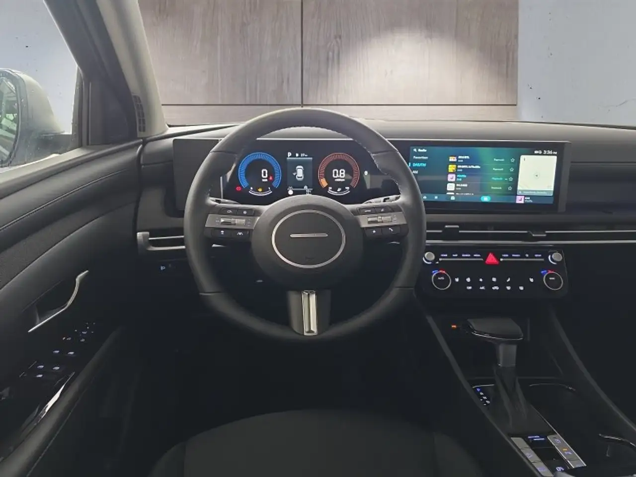 Hyundai TUCSON 12