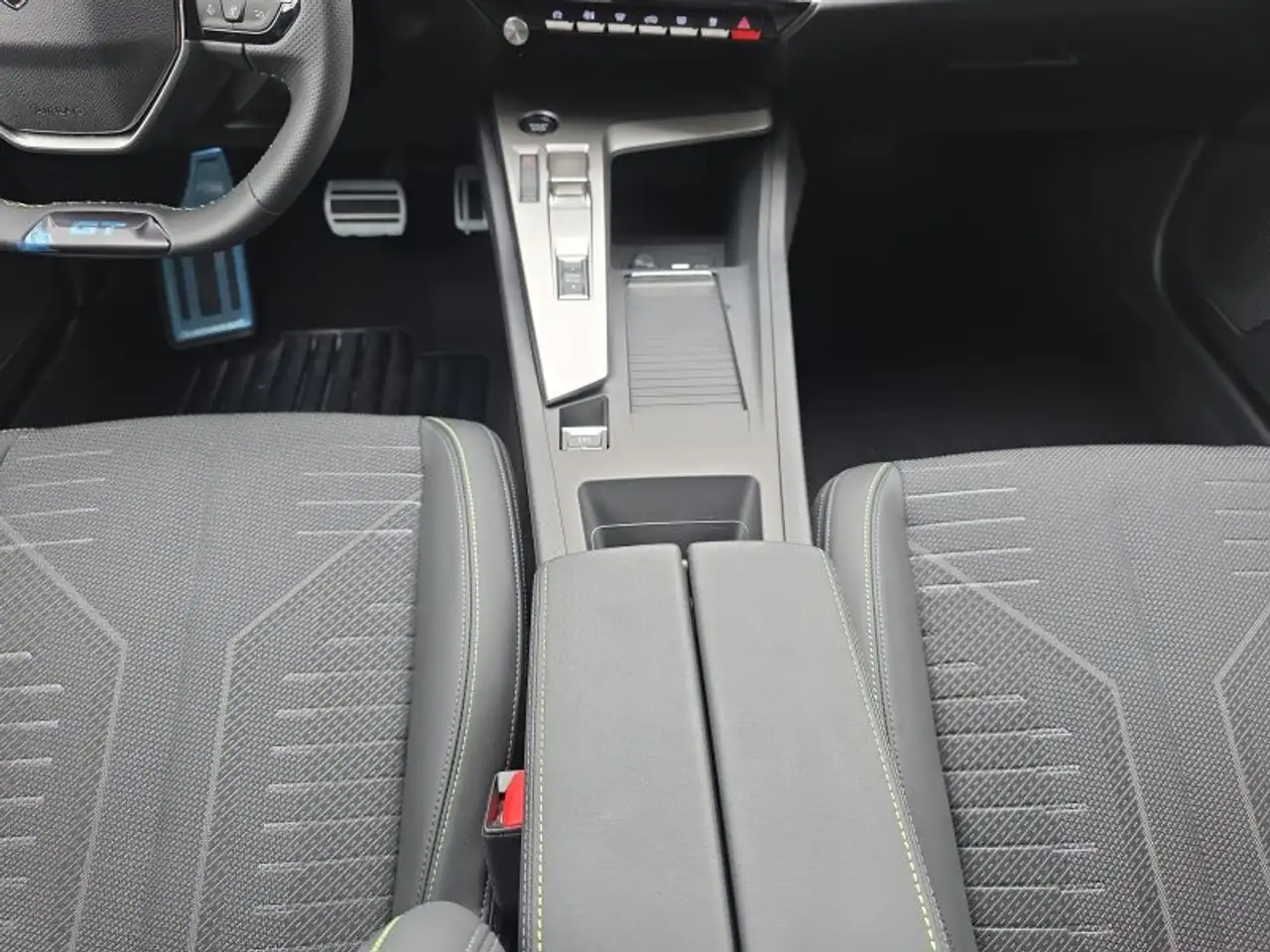 Peugeot 308 11