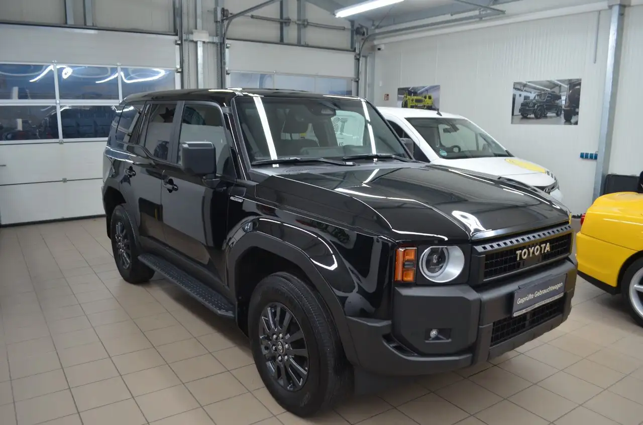 Toyota Land Cruiser 3