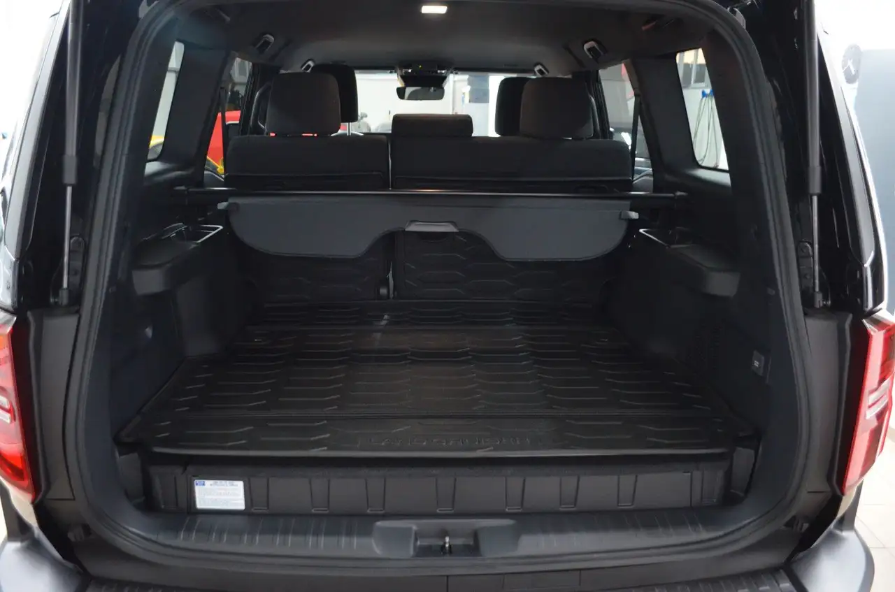 Toyota Land Cruiser 10