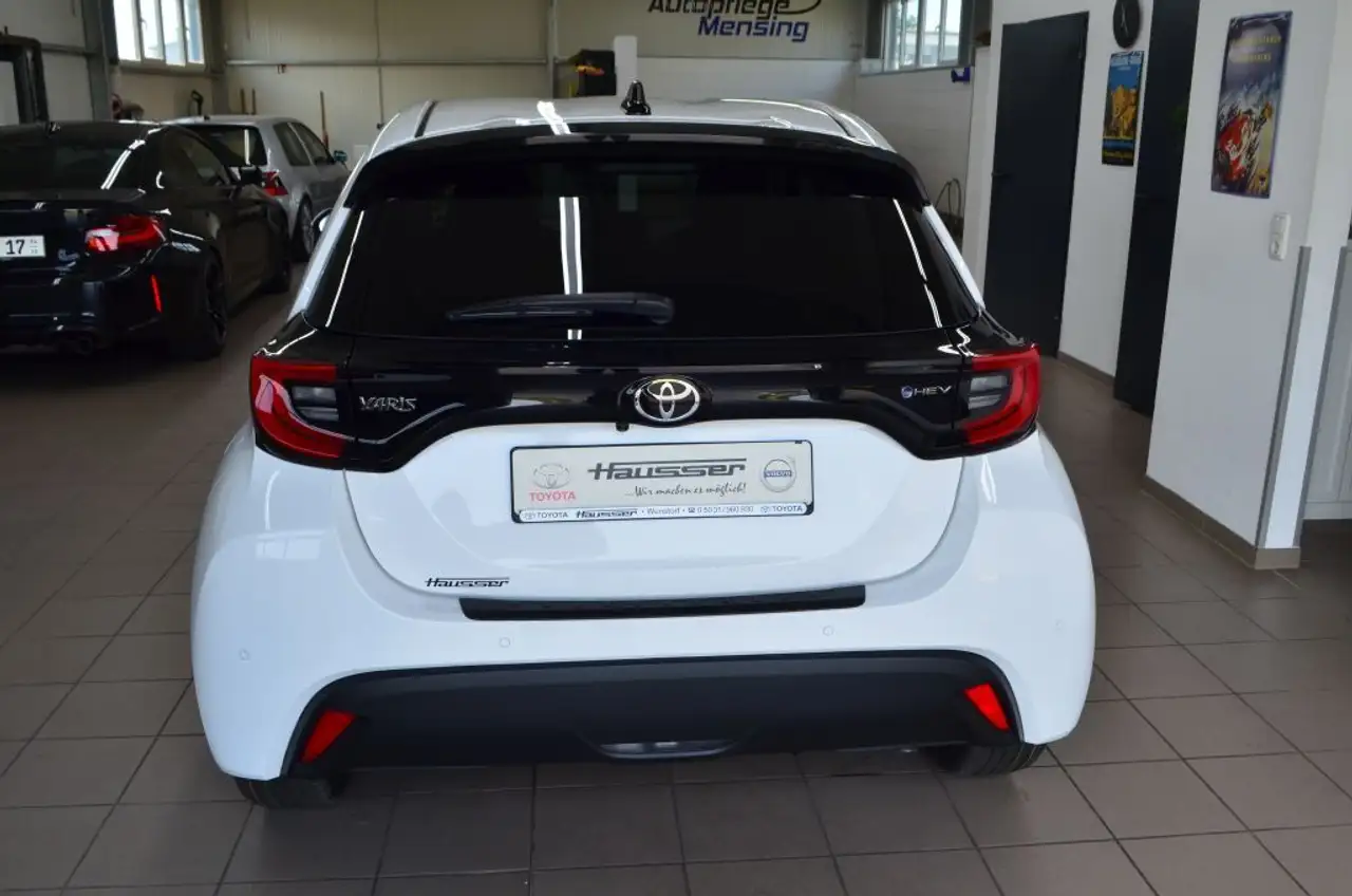 Toyota Yaris 7
