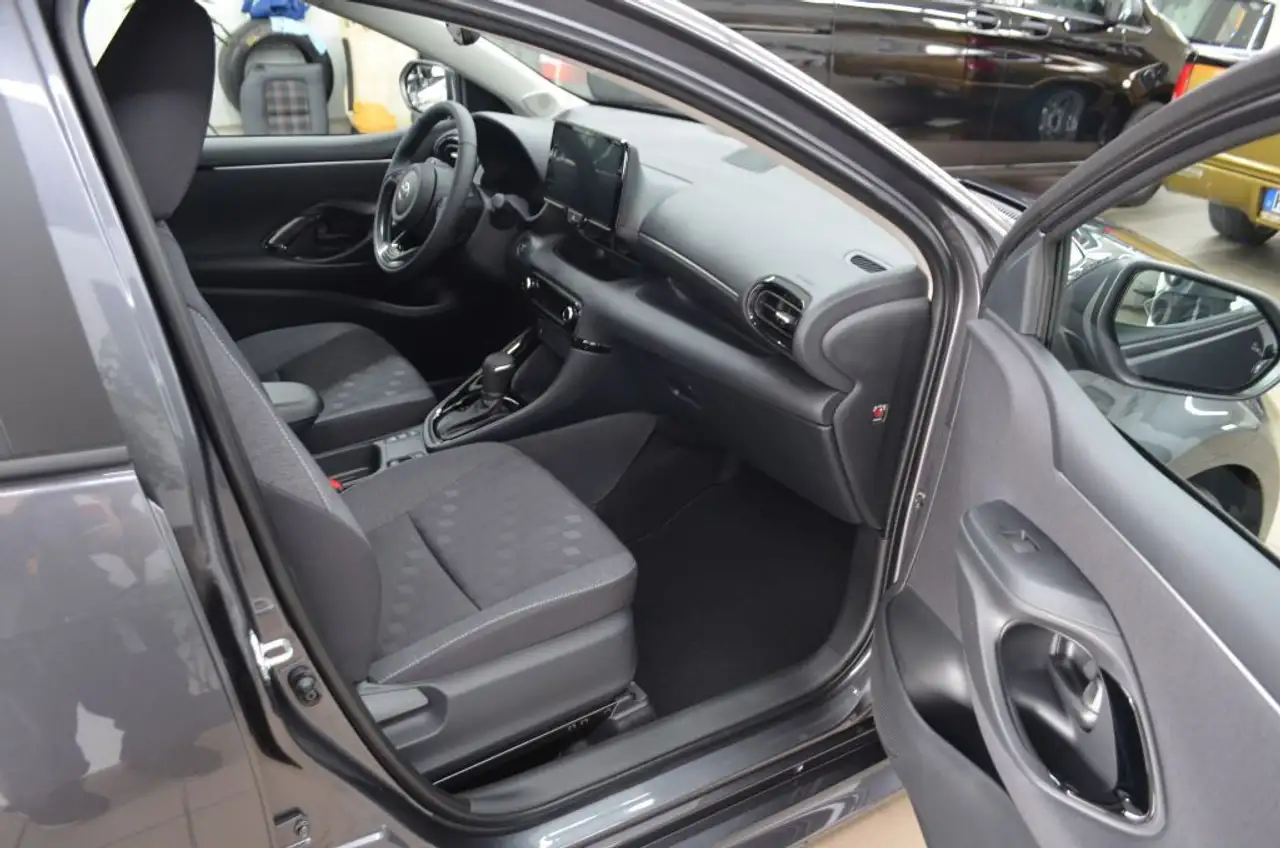 Toyota Yaris 10