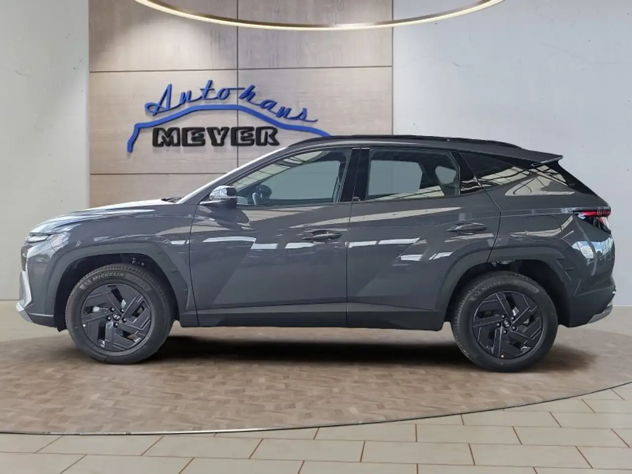 Hyundai TUCSON 2