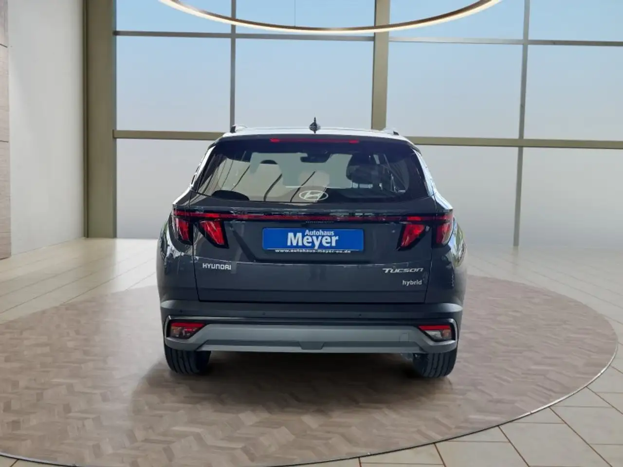Hyundai TUCSON 4