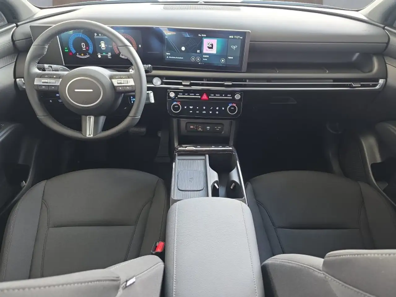 Hyundai TUCSON 10