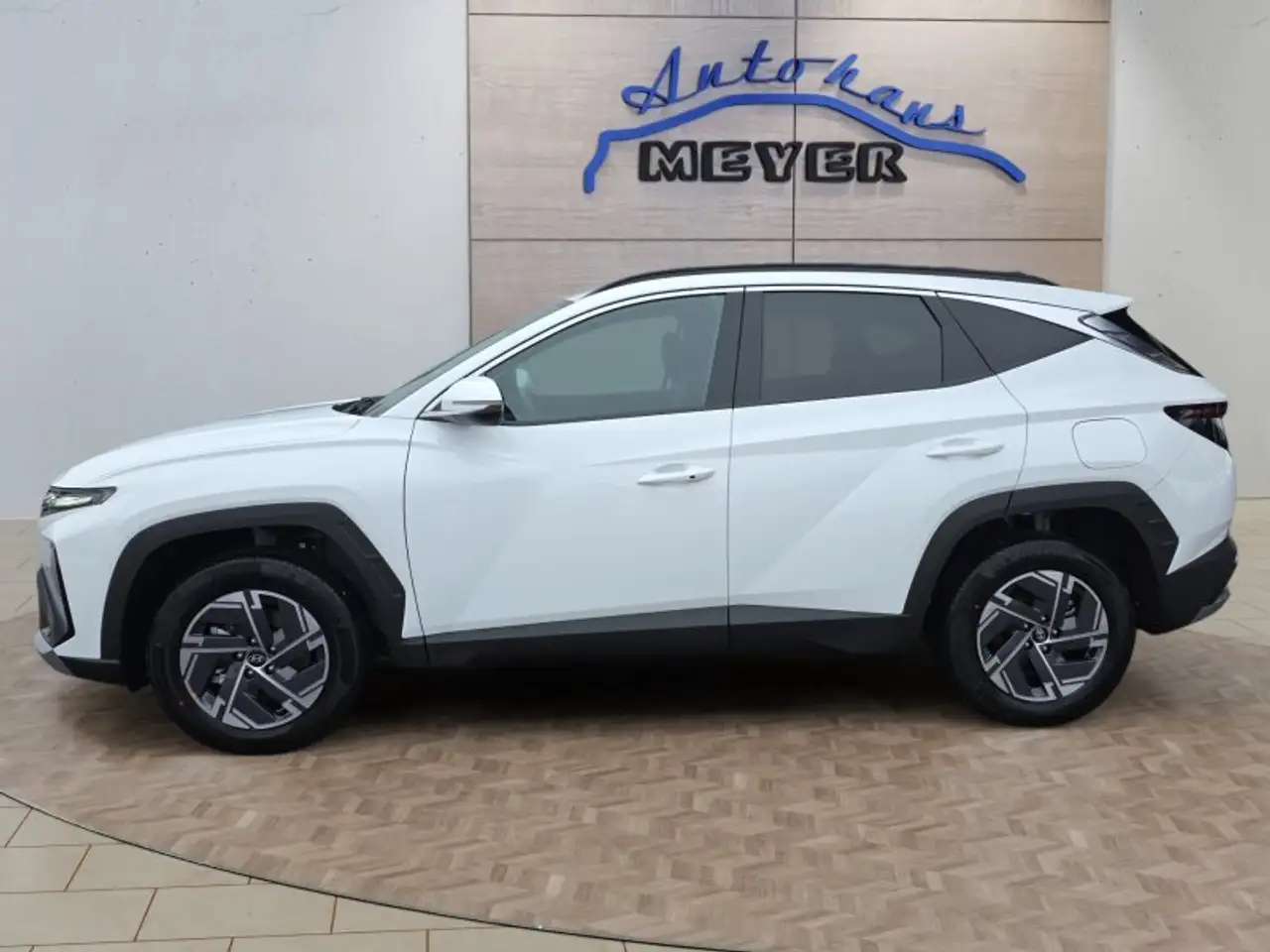 Hyundai TUCSON 3