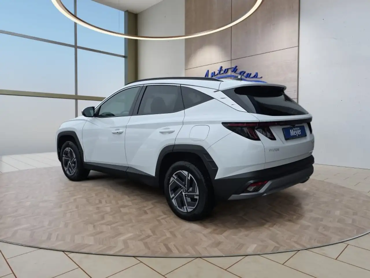 Hyundai TUCSON 4