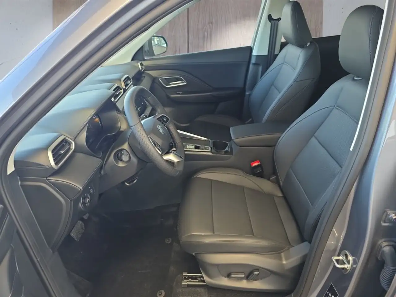 MG ZS Luxury 9