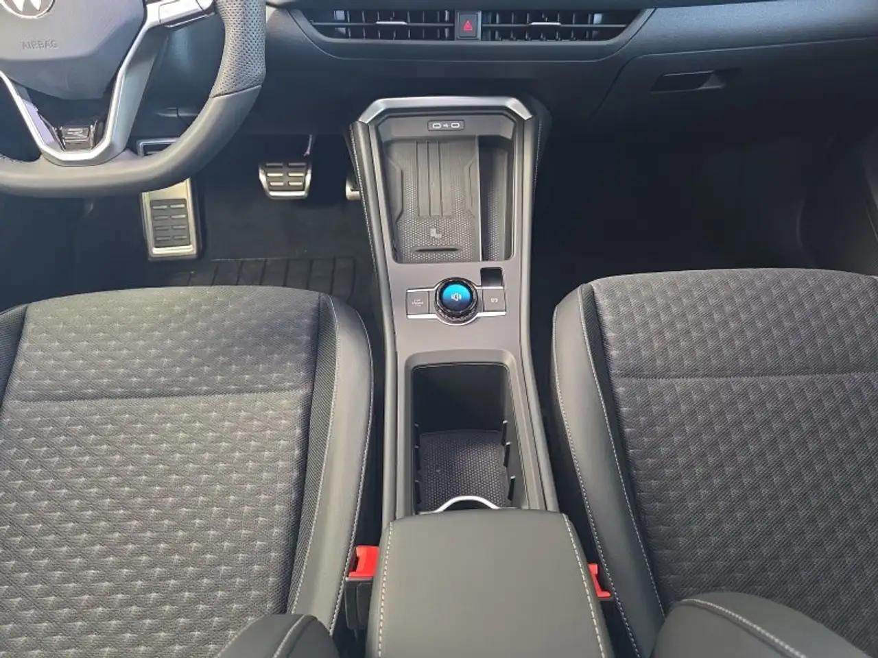 Volkswagen T-Roc 12