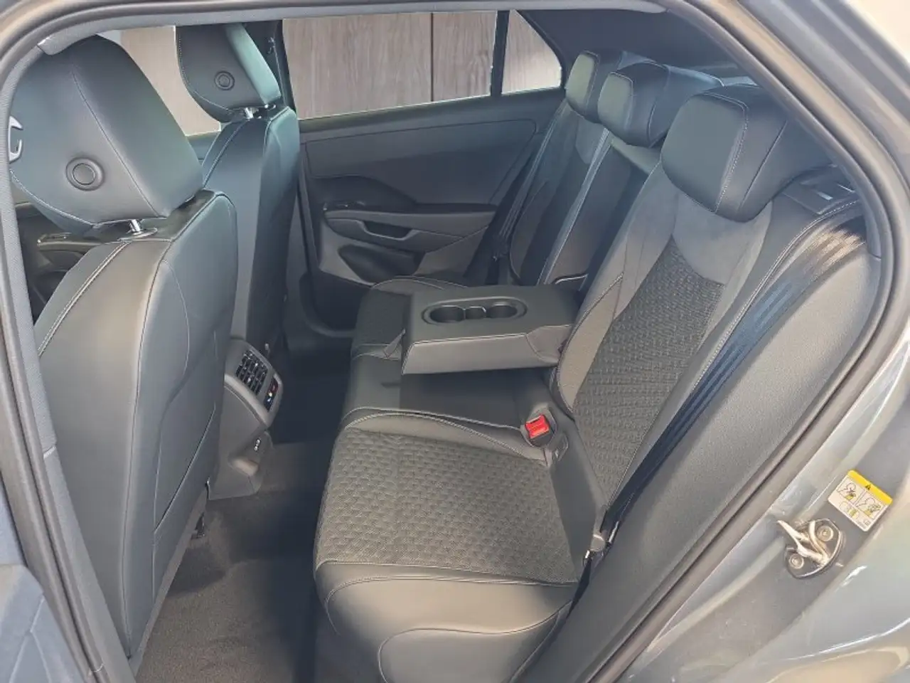 Volkswagen T-Roc 14