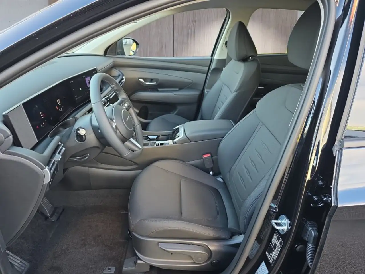Hyundai TUCSON 11