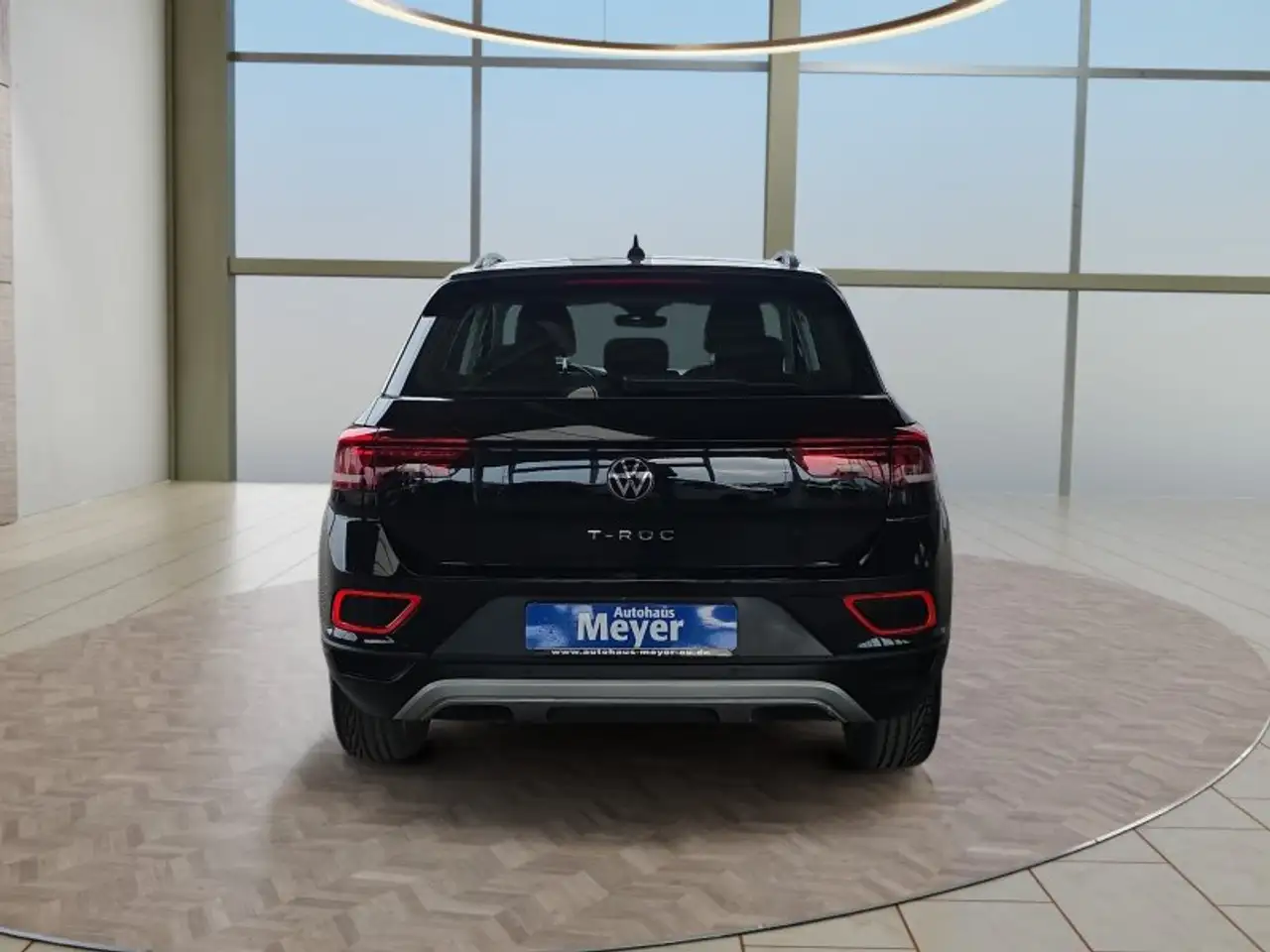 Volkswagen T-Roc 4