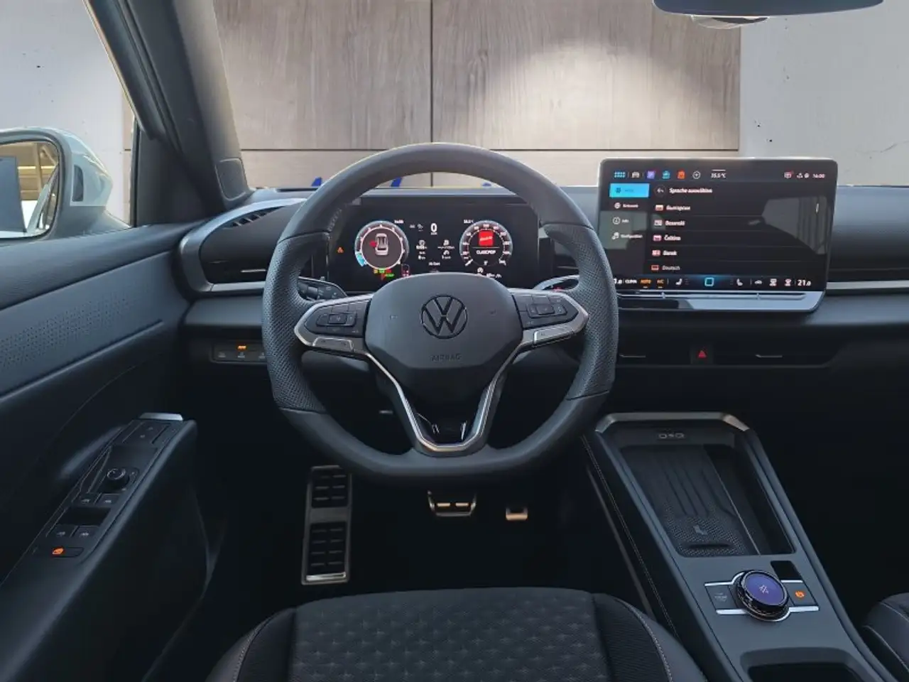 Volkswagen T-Roc 13