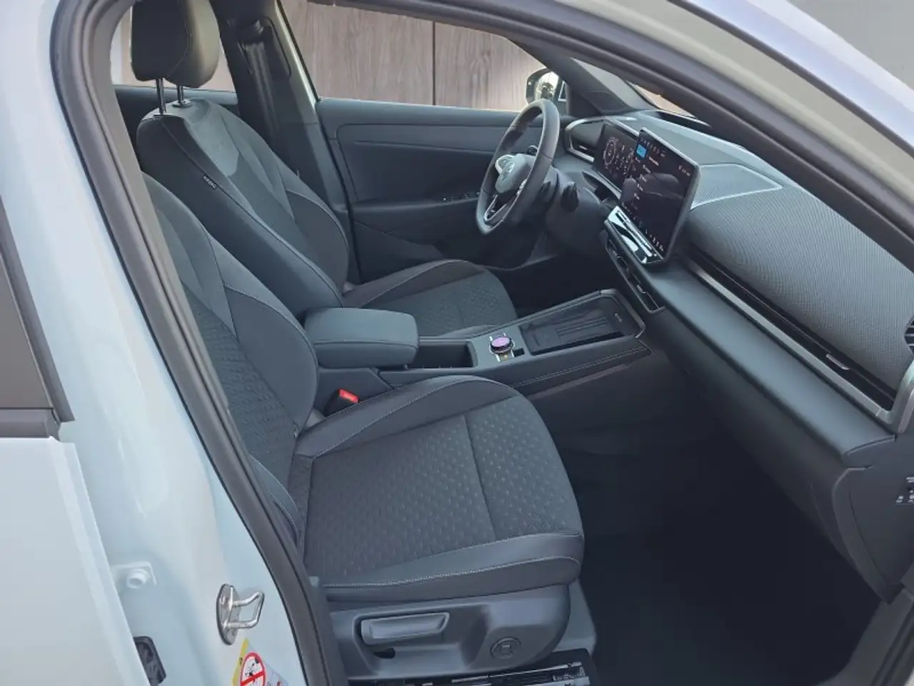 Volkswagen T-Roc 16