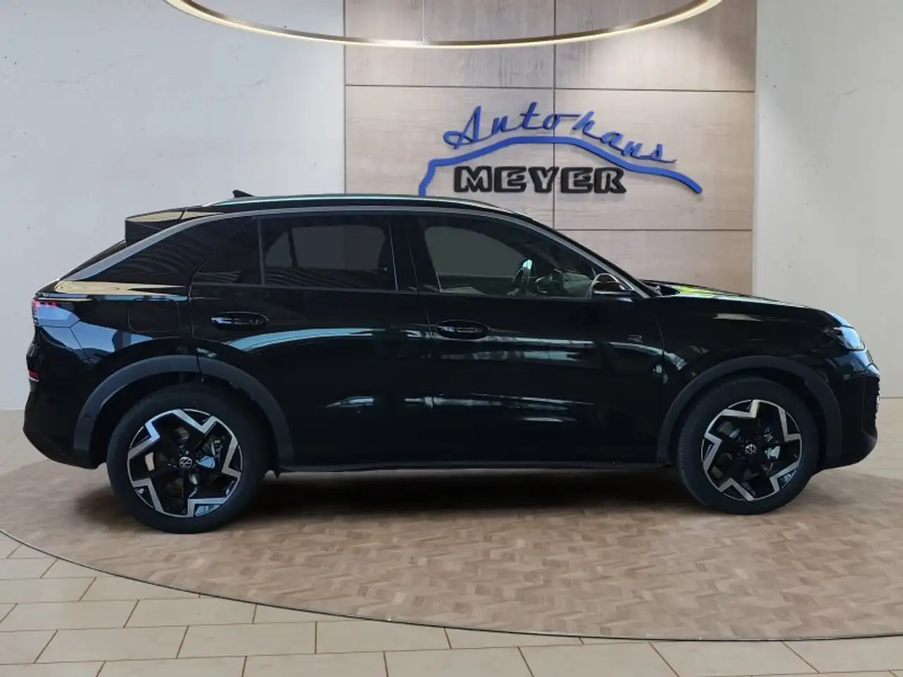 Volkswagen T-Roc 8