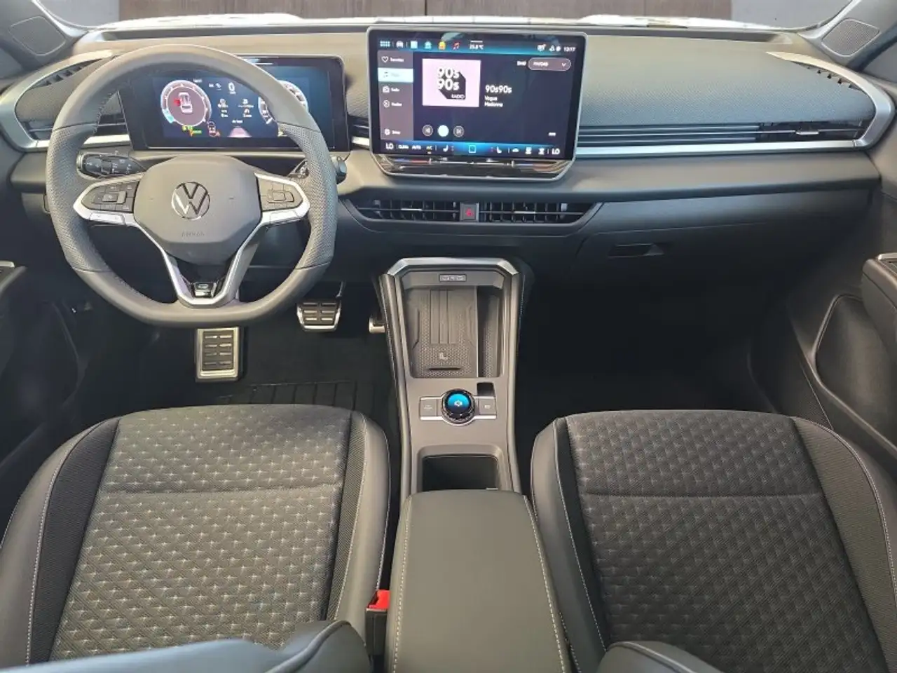 Volkswagen T-Roc 10