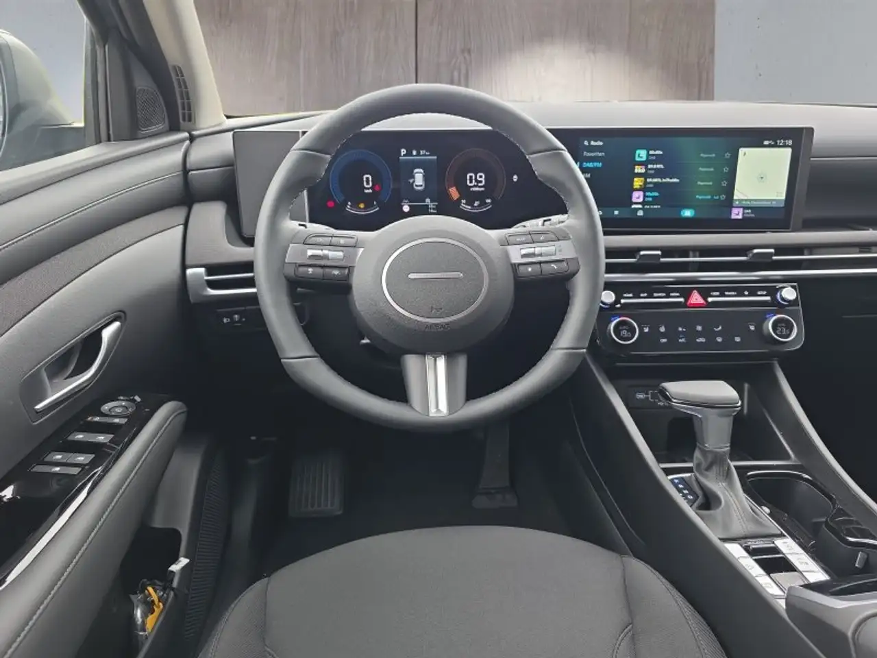 Hyundai TUCSON 12