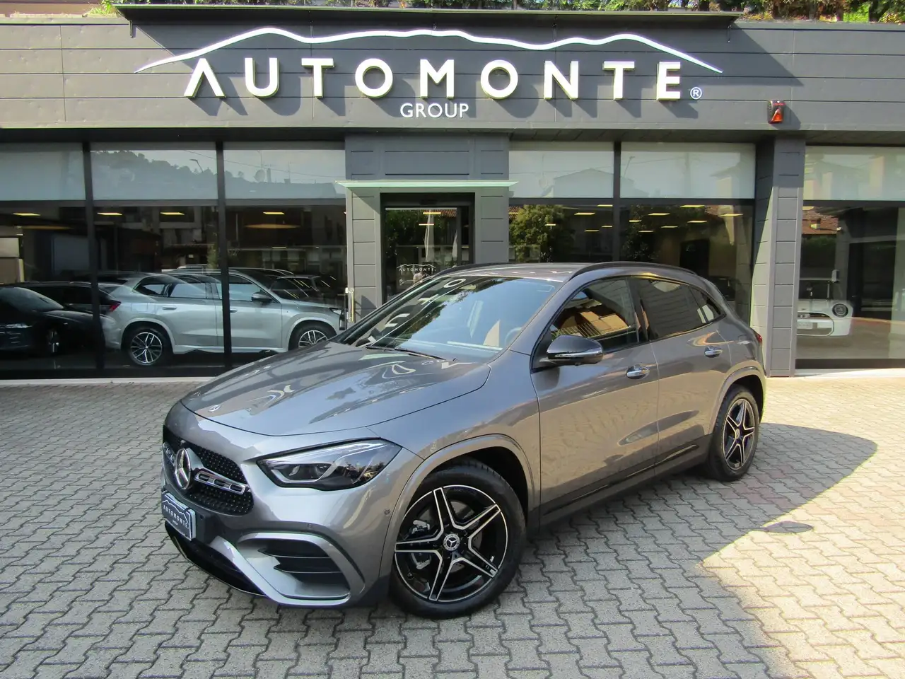 Mercedes-Benz GLA 200
