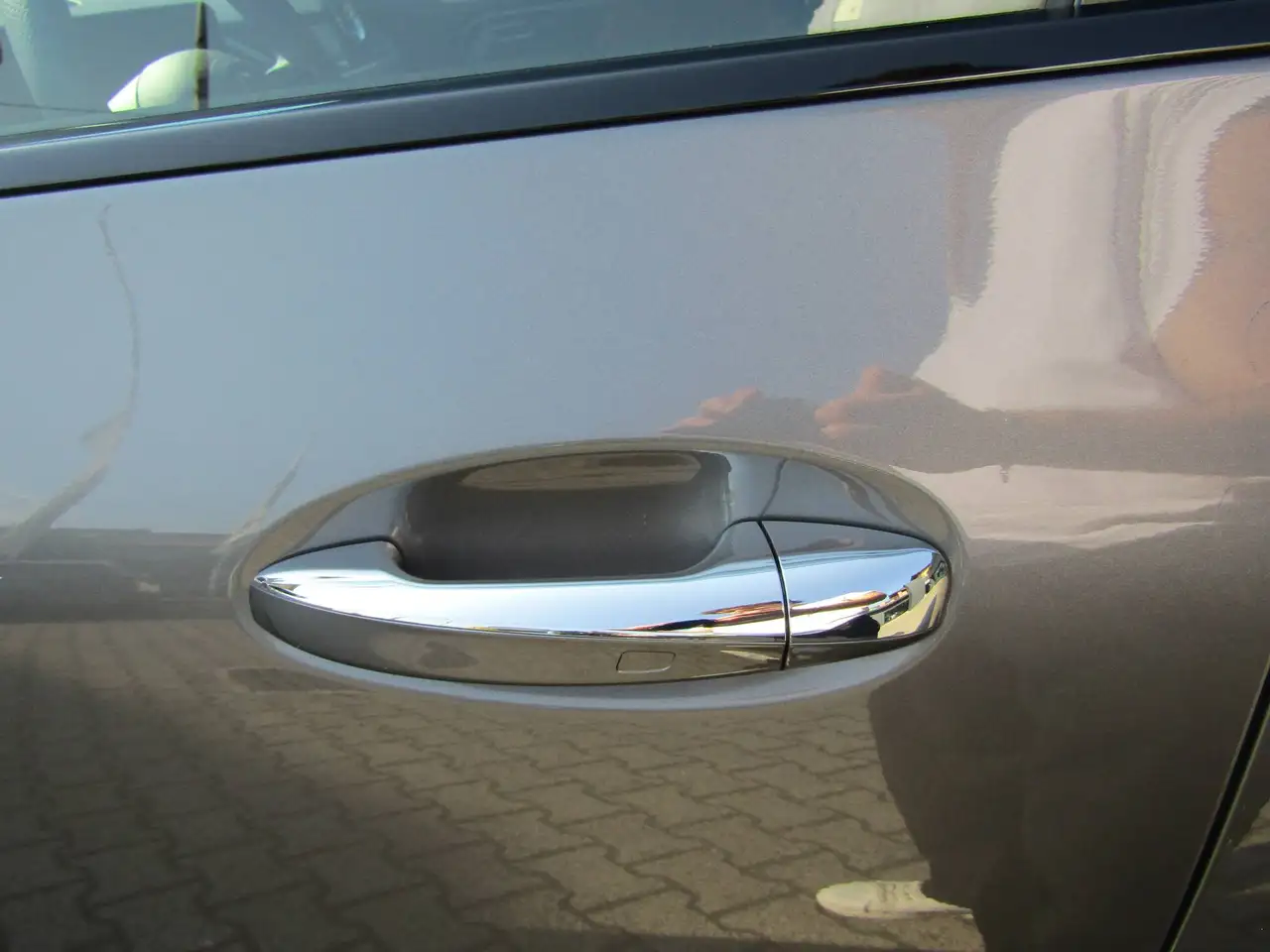 Mercedes-Benz GLA 200 7