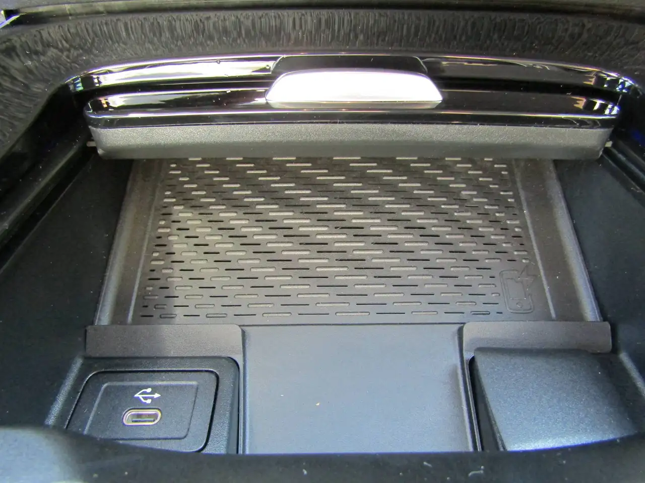 Mercedes-Benz GLA 200 12