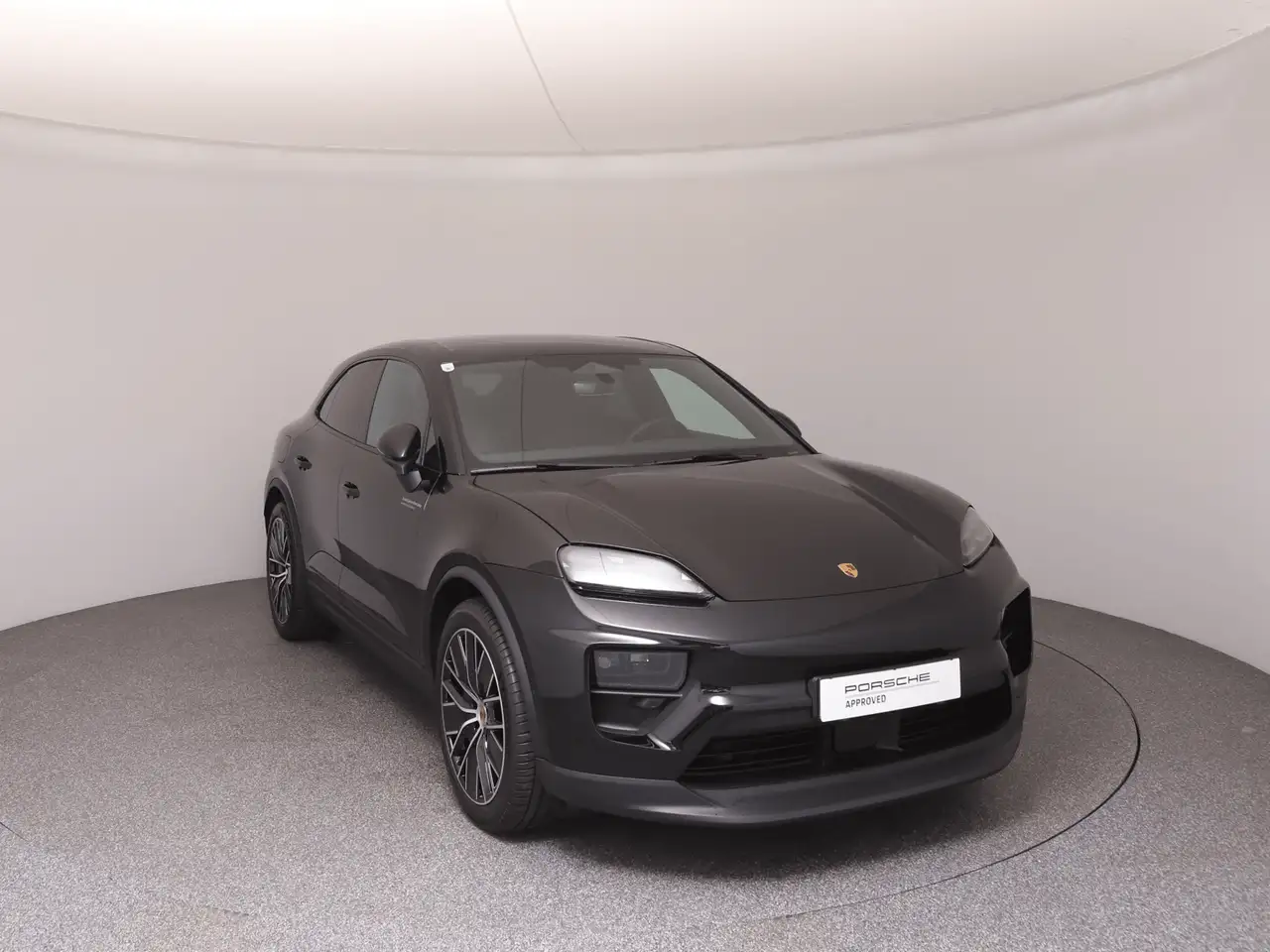 Porsche Macan 2