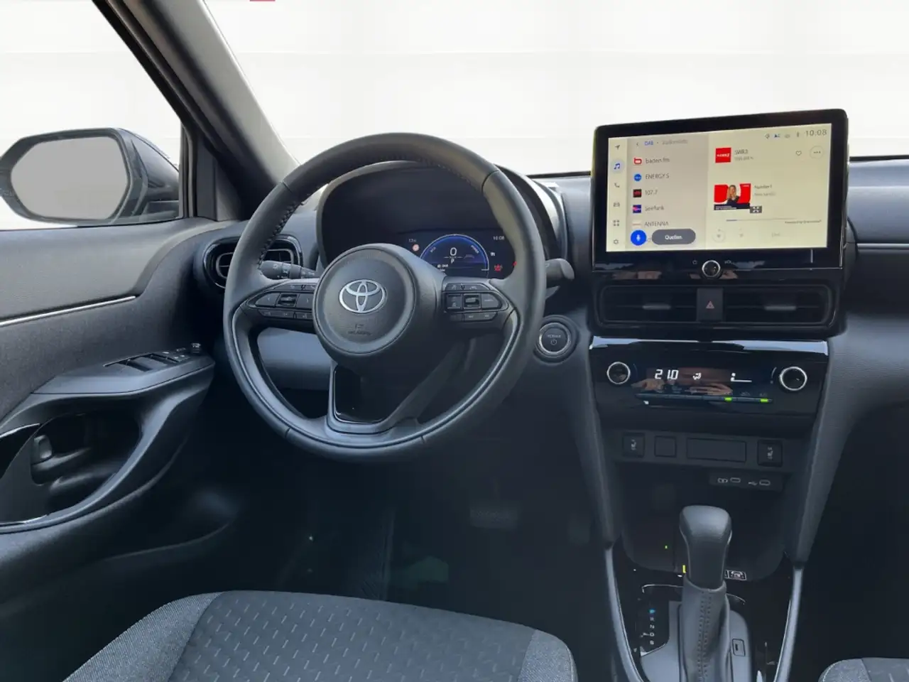 Toyota Yaris 9