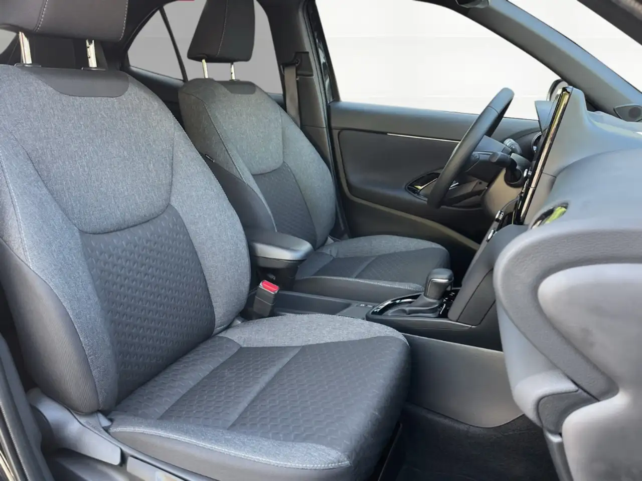 Toyota Yaris 14